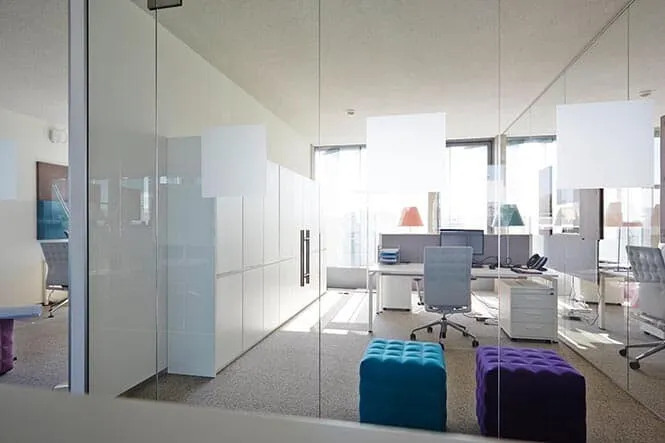 Cloisons en verre — Vitralux Bradtke, Luxembourg